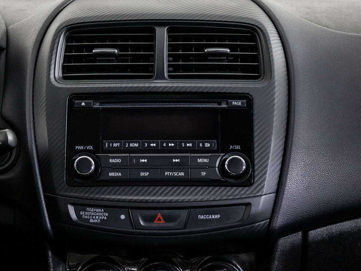 Mitsubishi ASX с пробегом — 2014 год. Фото: #12