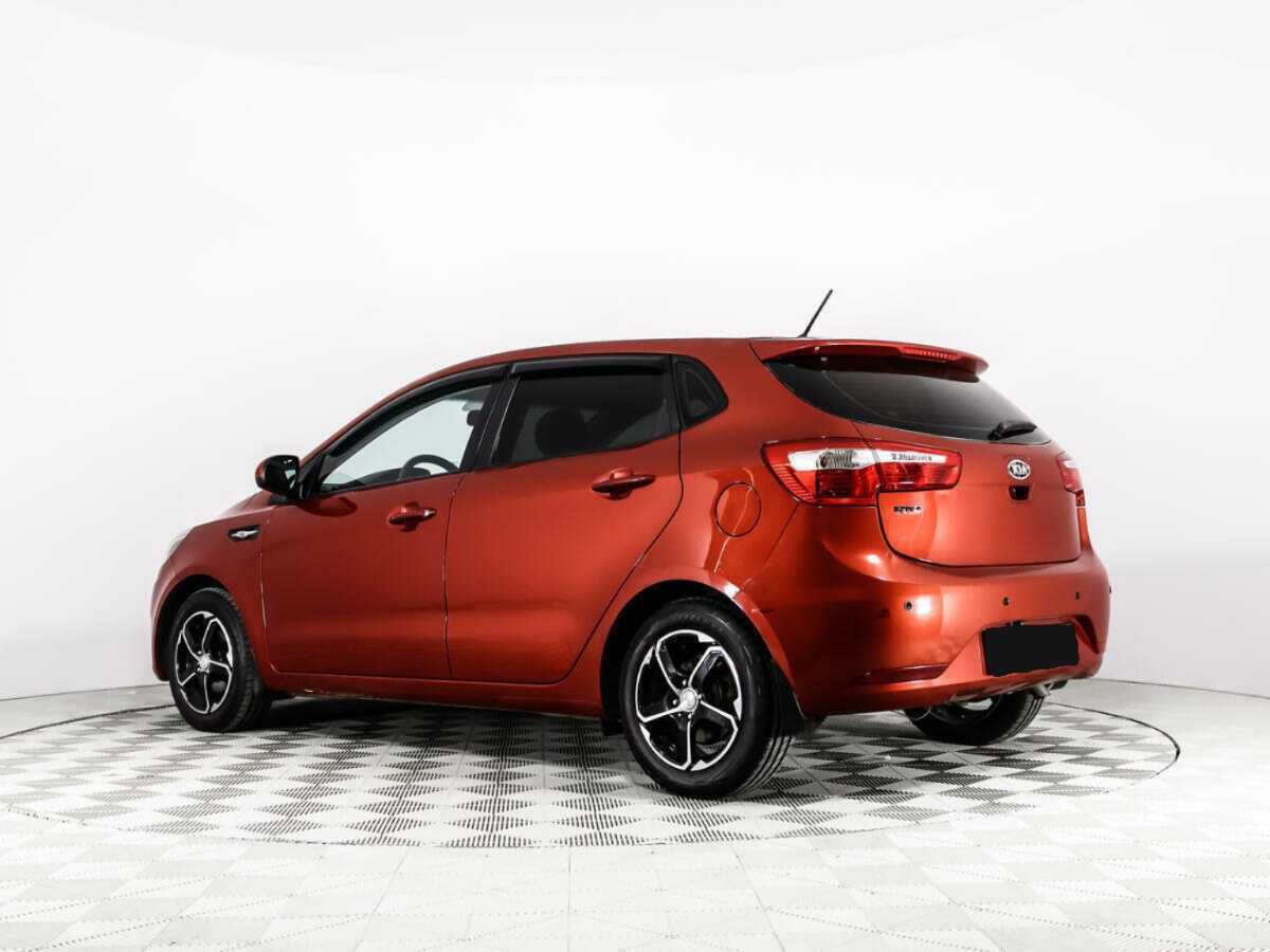 Kia Rio с пробегом — 2012 год. Фото: #6