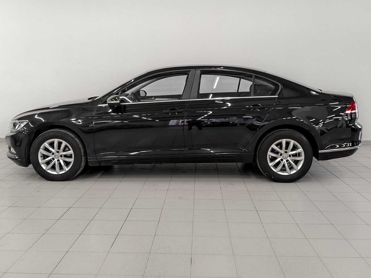 Volkswagen Passat с пробегом — 2016 год. Фото: #7