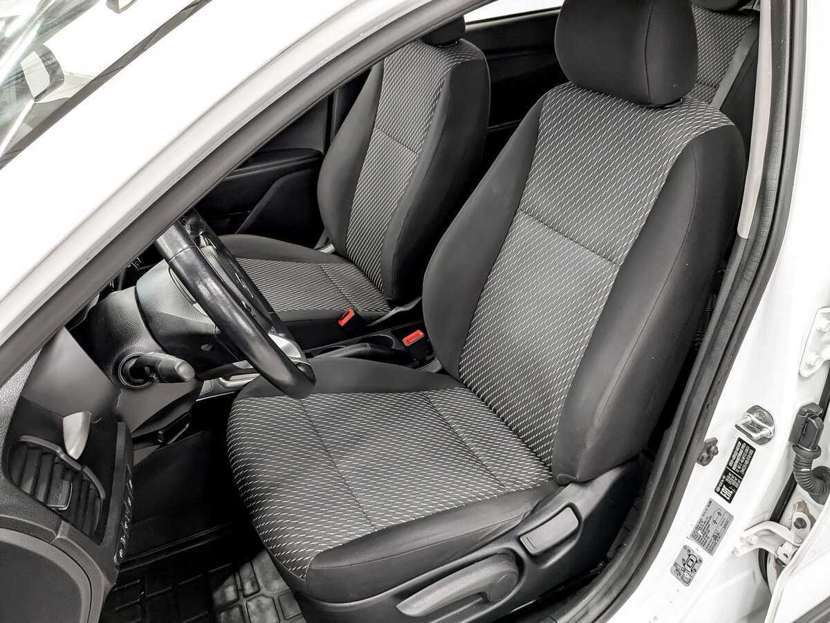 Kia Rio с пробегом — 2020 год. Фото: #18