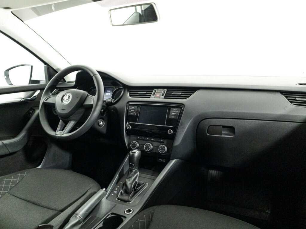 Skoda Octavia с пробегом — 2018 год. Фото: #8