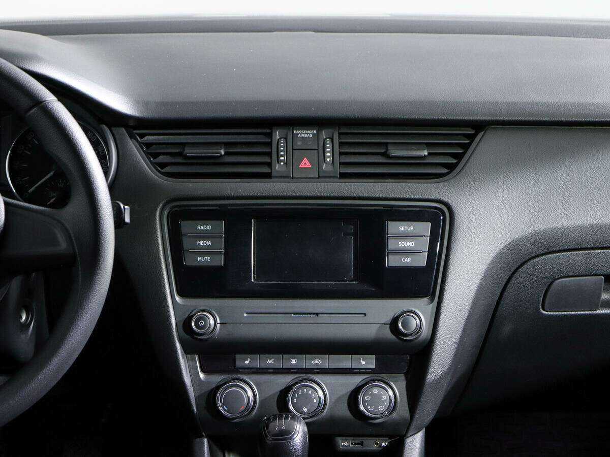 Skoda Octavia с пробегом — 2016 год. Фото: #10