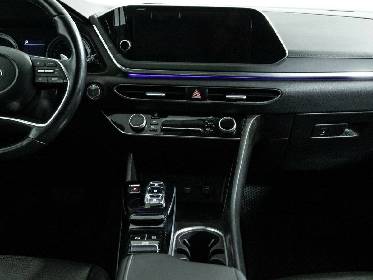 Hyundai Sonata с пробегом — 2020 год. Фото: #13
