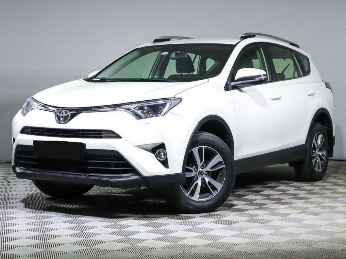 Toyota RAV4 с пробегом — 2016 год. Фото: #0