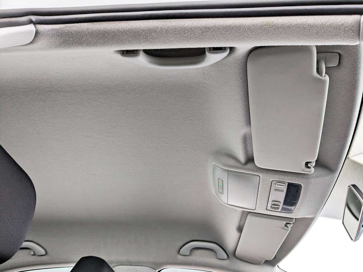 Skoda Rapid с пробегом — 2017 год. Фото: #19