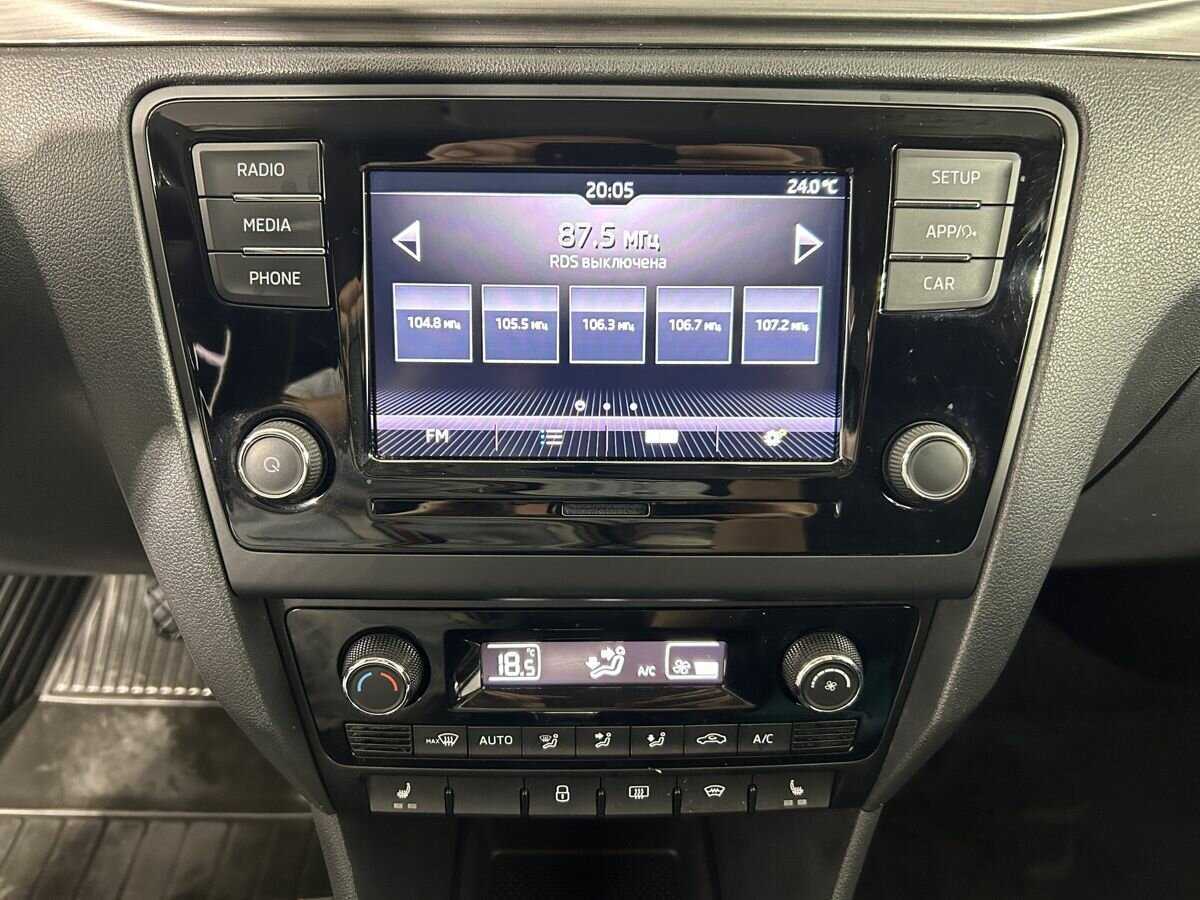 Skoda Rapid с пробегом — 2019 год. Фото: #11
