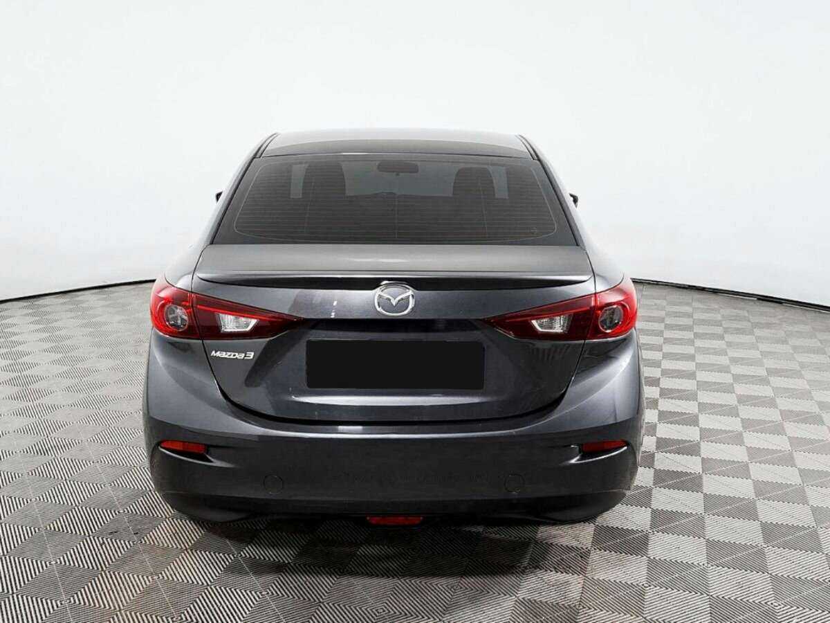 Mazda 3 с пробегом — 2014 год. Фото: #4