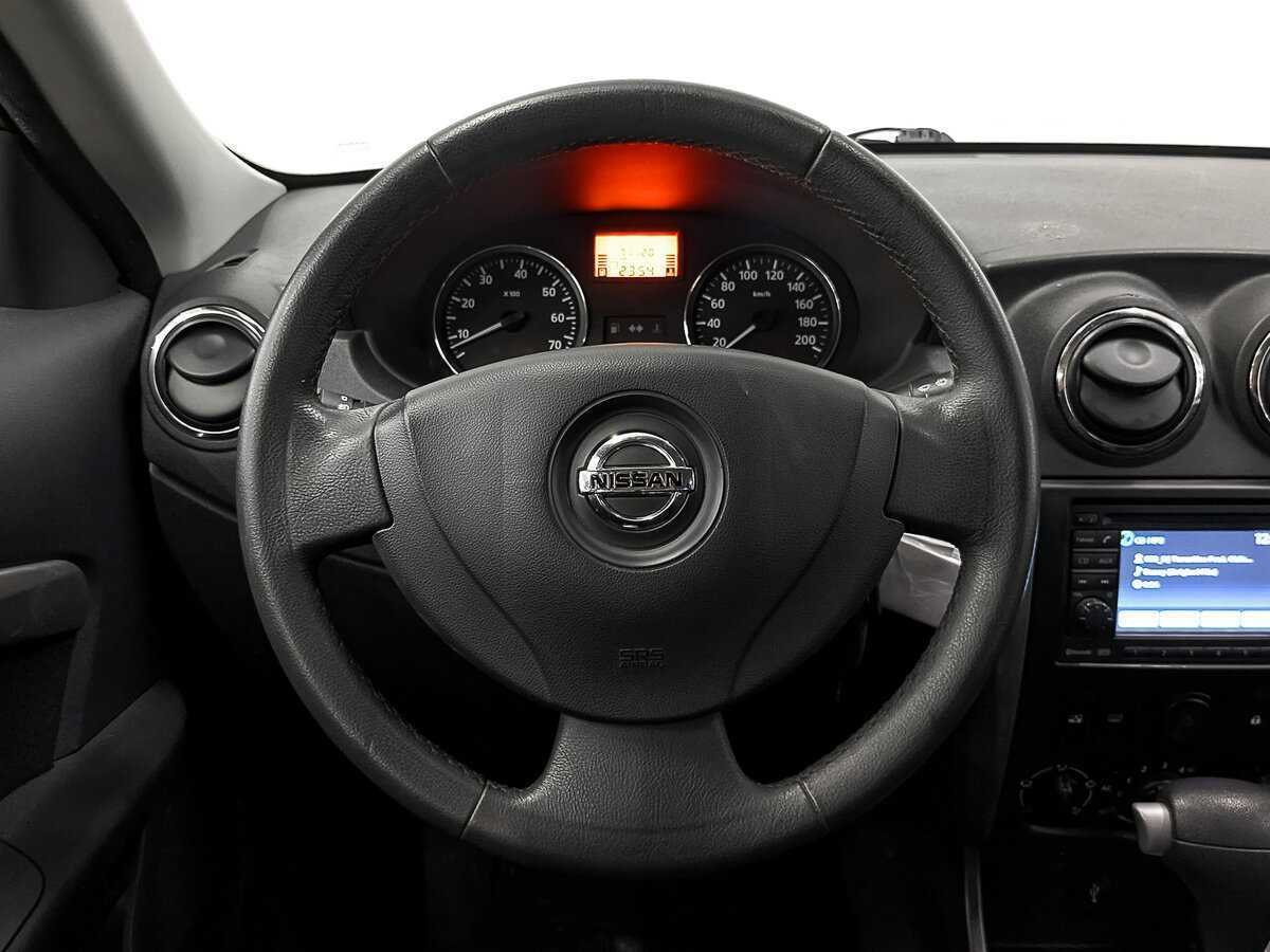 Nissan Almera с пробегом — 2014 год. Фото: #21