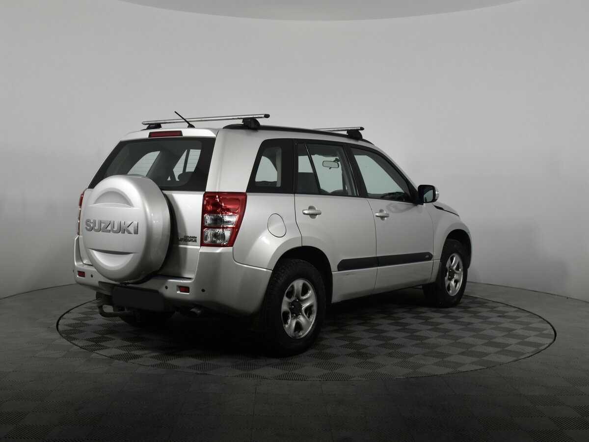 Suzuki Grand Vitara с пробегом — 2013 год. Фото: #7