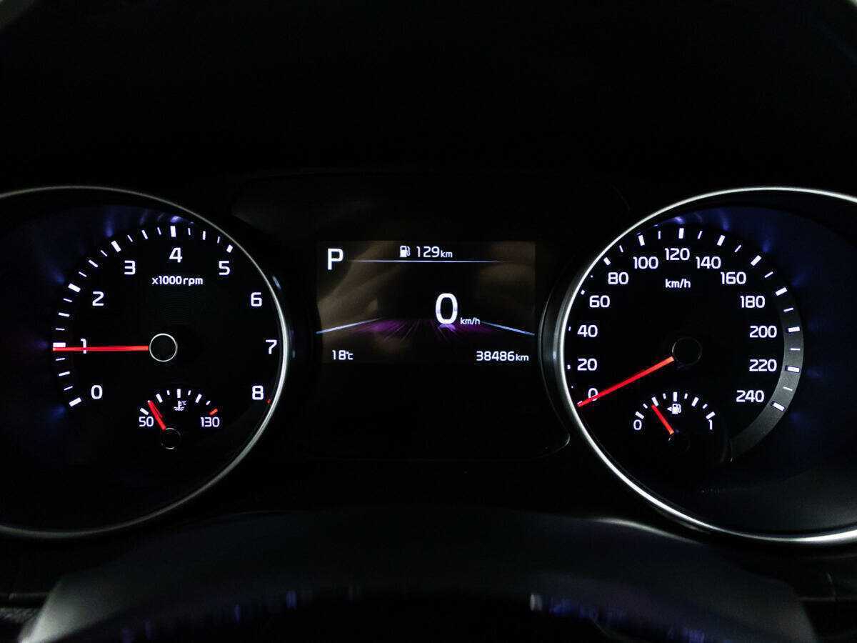 Kia Ceed с пробегом — 2023 год. Фото: #11