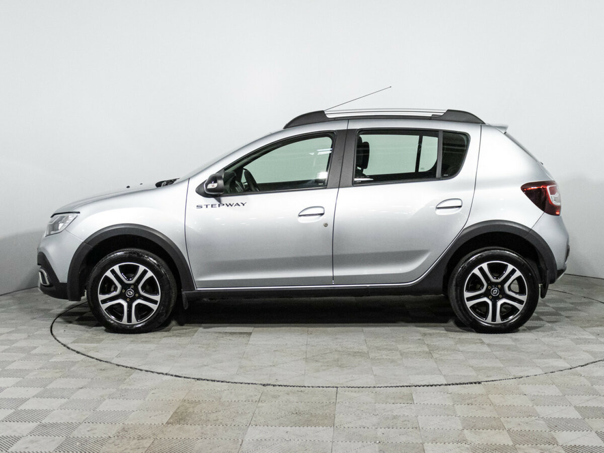 Renault Sandero с пробегом — 2022 год. Фото: #7