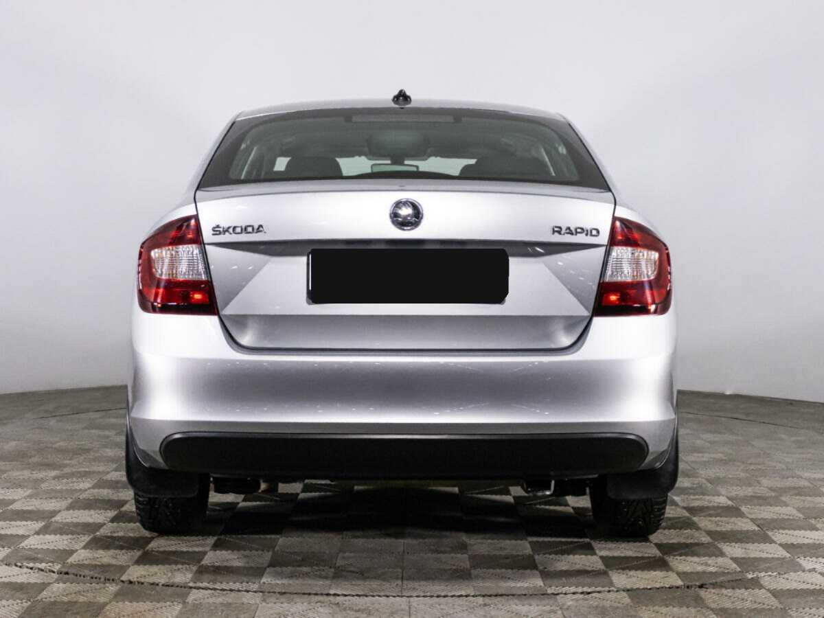 Skoda Rapid с пробегом — 2018 год. Фото: #5