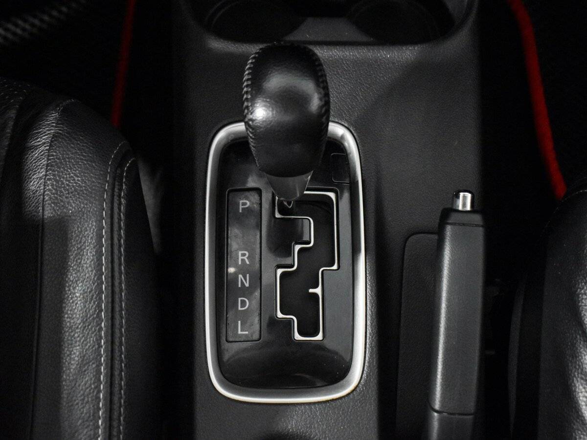 Mitsubishi Outlander с пробегом — 2014 год. Фото: #8