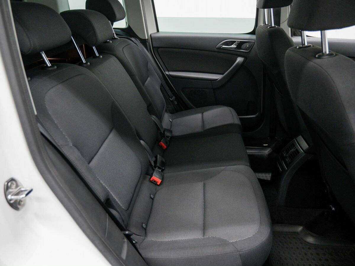 Skoda Yeti с пробегом — 2013 год. Фото: #8