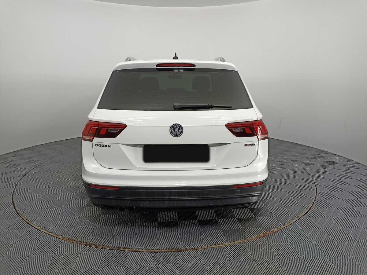 Volkswagen Tiguan с пробегом — 2018 год. Фото: #5