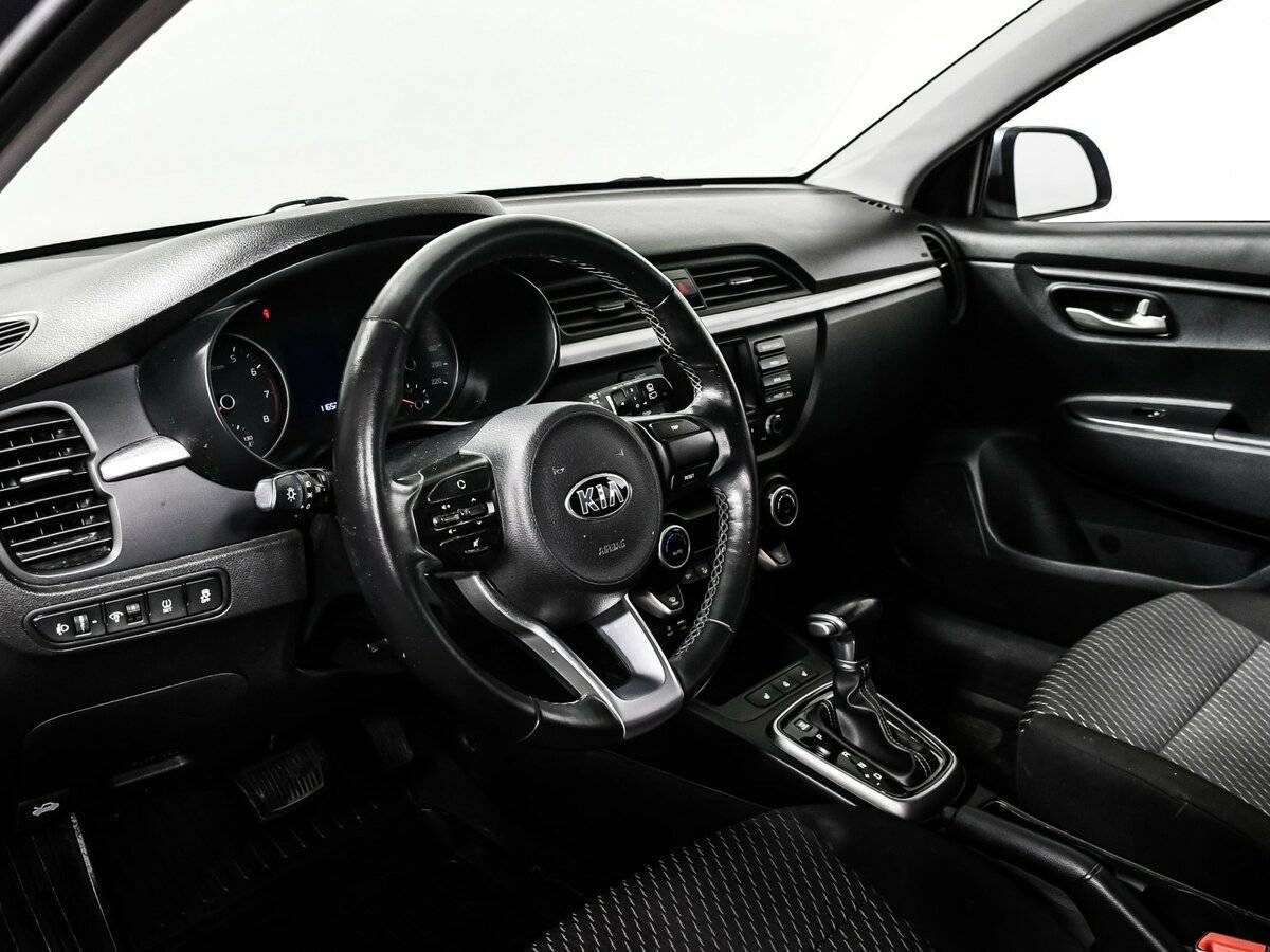 Kia Rio с пробегом — 2019 год. Фото: #11