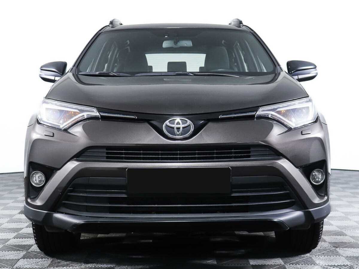 Toyota RAV4 с пробегом — 2018 год. Фото: #0