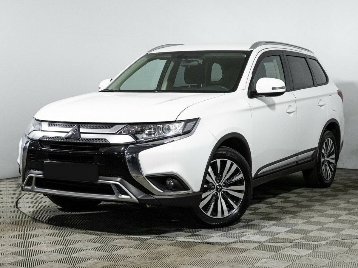 Mitsubishi Outlander с пробегом — 2021 год. Посмотреть фото