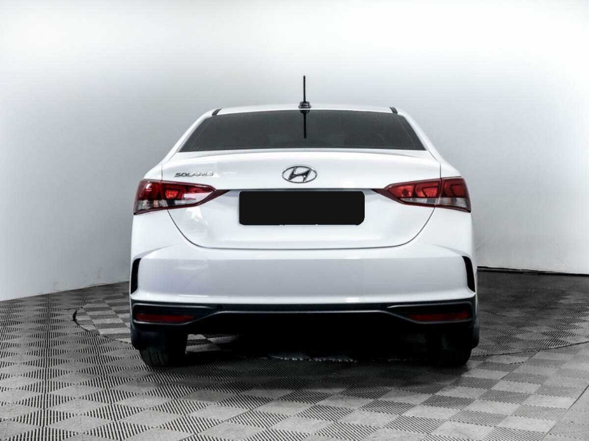 Hyundai Solaris с пробегом — 2021 год. Фото: #4