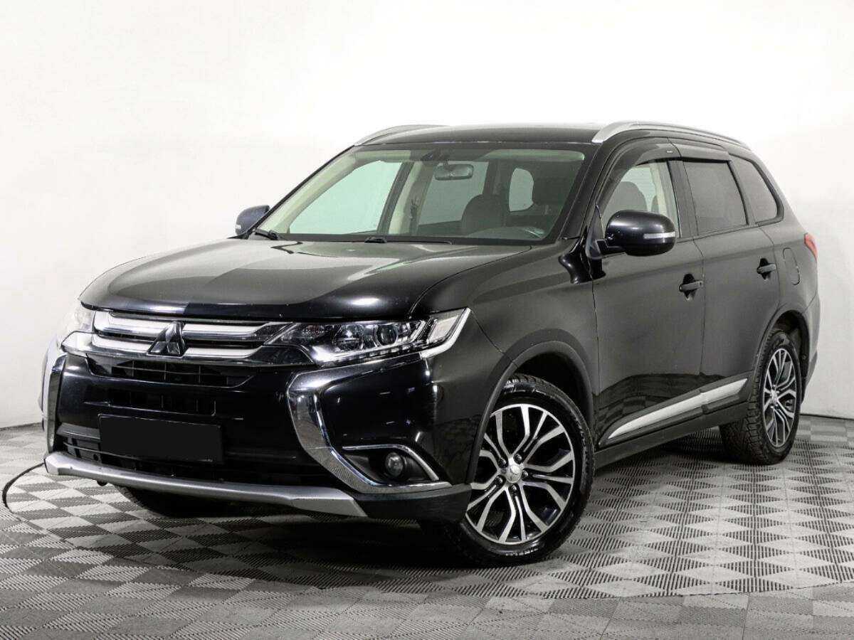 Mitsubishi Outlander с пробегом — 2018 год. Посмотреть фото