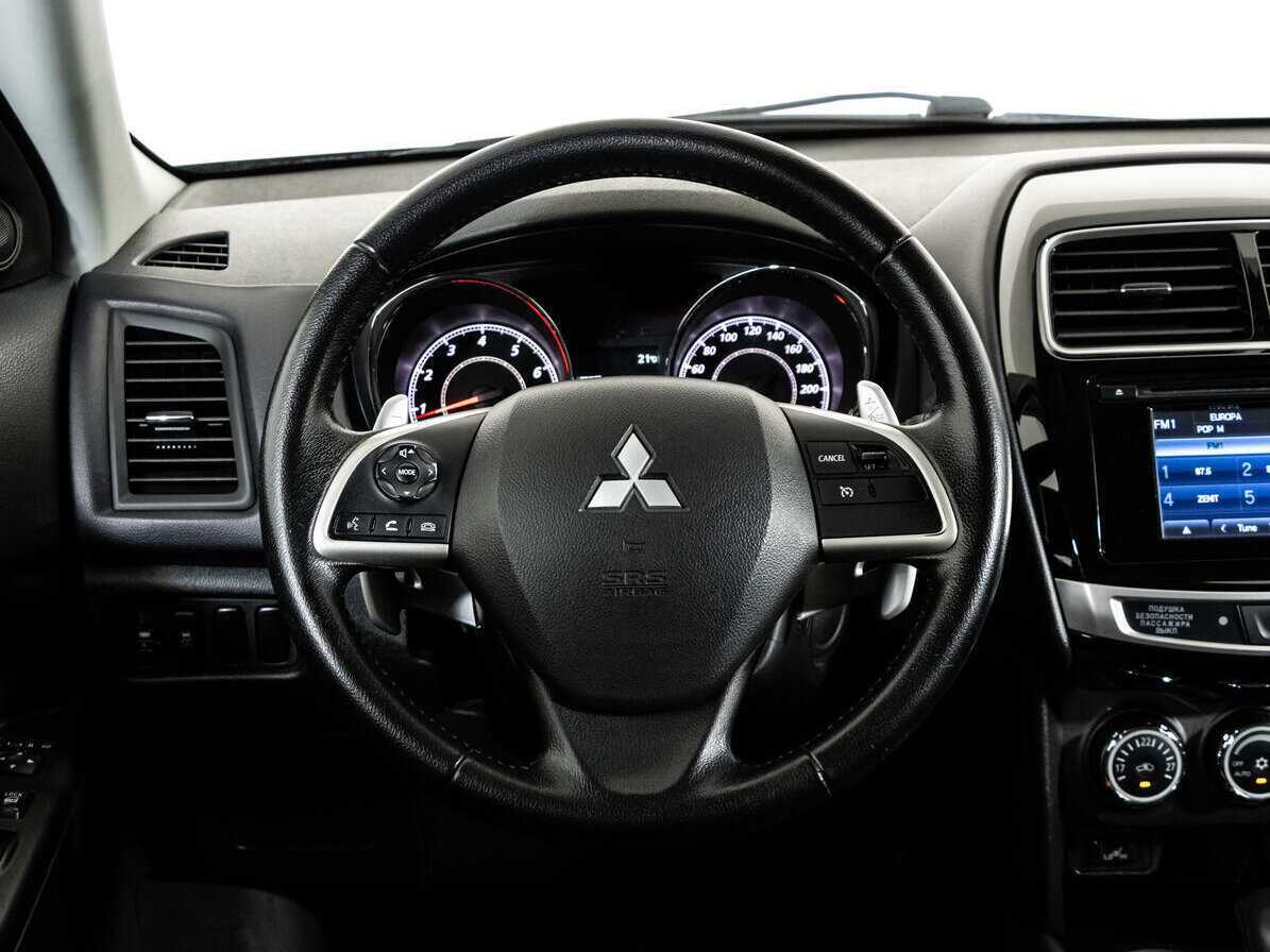 Mitsubishi ASX с пробегом — 2014 год. Фото: #11