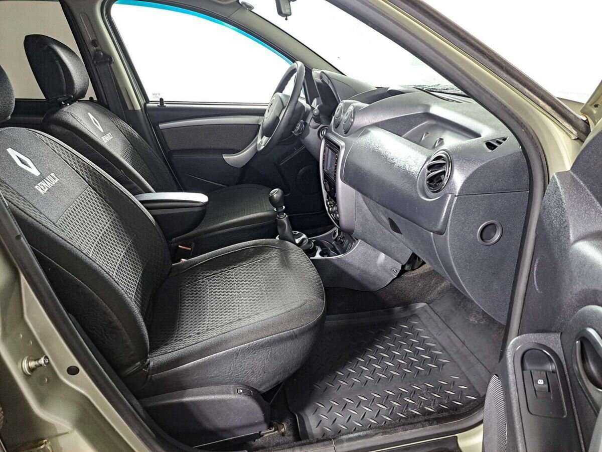 Renault Duster с пробегом — 2012 год. Фото: #8