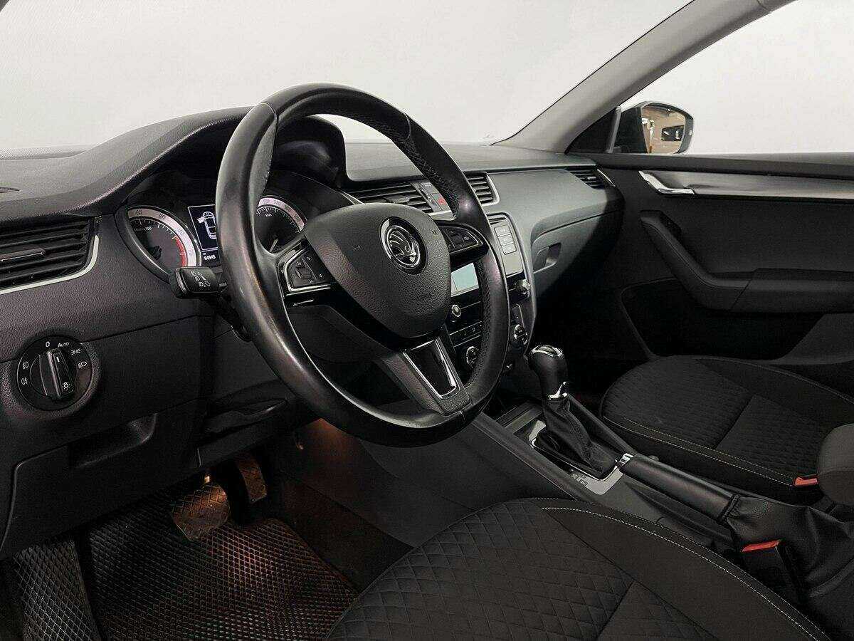 Skoda Octavia с пробегом — 2017 год. Фото: #11