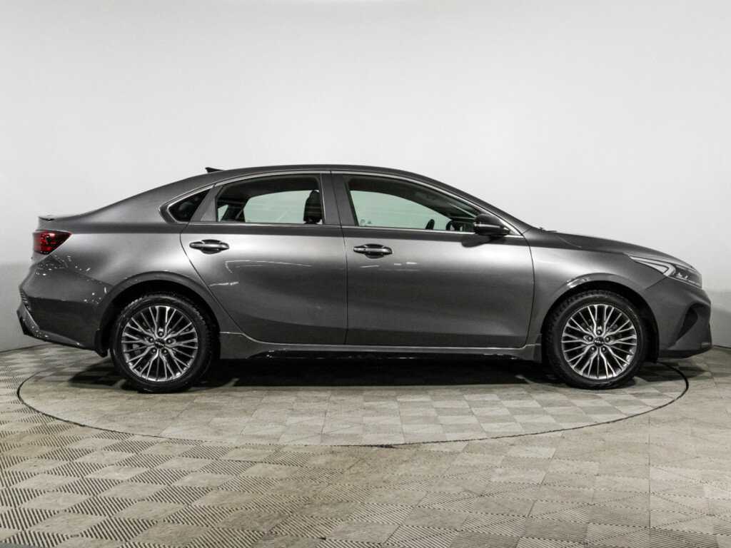 Kia Cerato с пробегом — 2022 год. Фото: #3