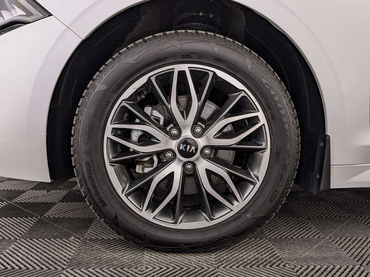 Kia K5 с пробегом — 2020 год. Фото: #11