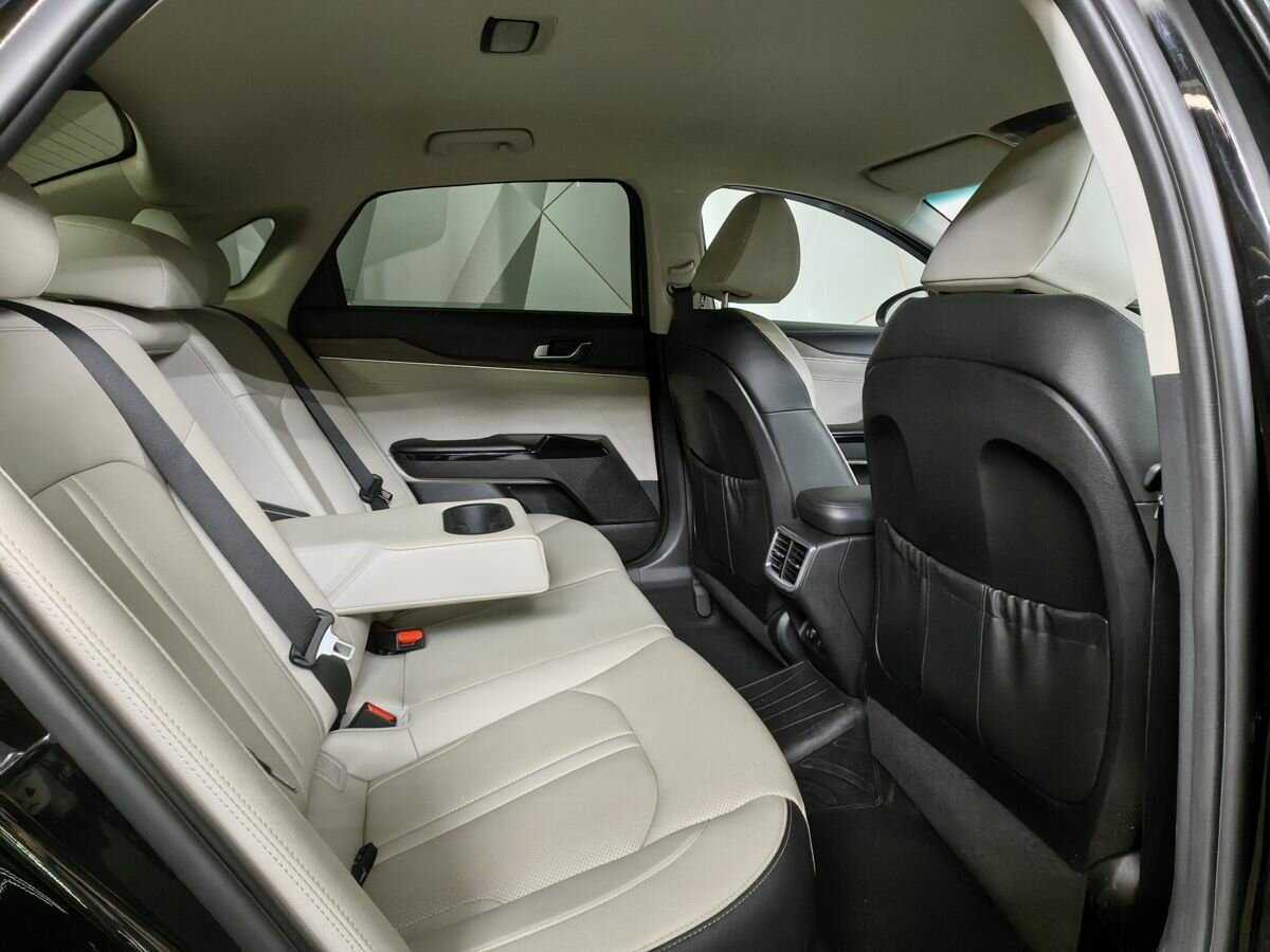 Kia K5 с пробегом — 2020 год. Фото: #11