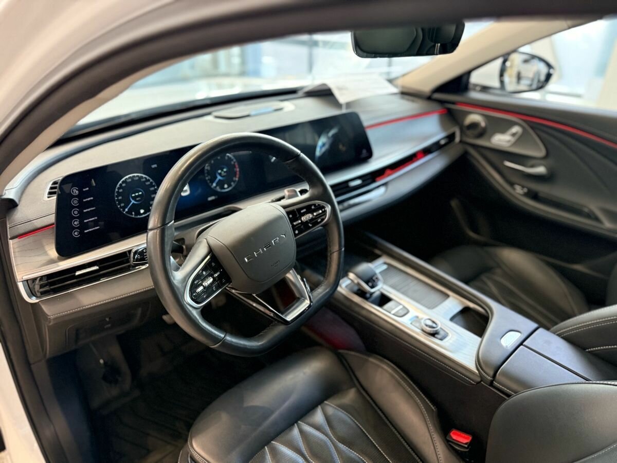 Chery Arrizo 8 с пробегом — 2023 год. Фото: #18