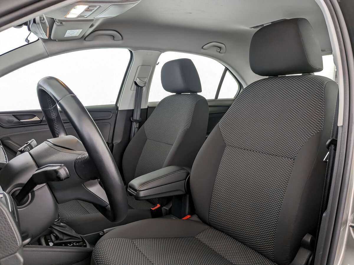 Volkswagen Polo с пробегом — 2020 год. Фото: #18