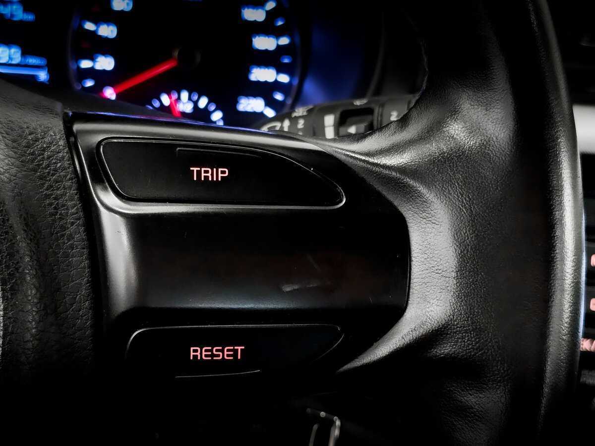 Kia Rio с пробегом — 2020 год. Фото: #22