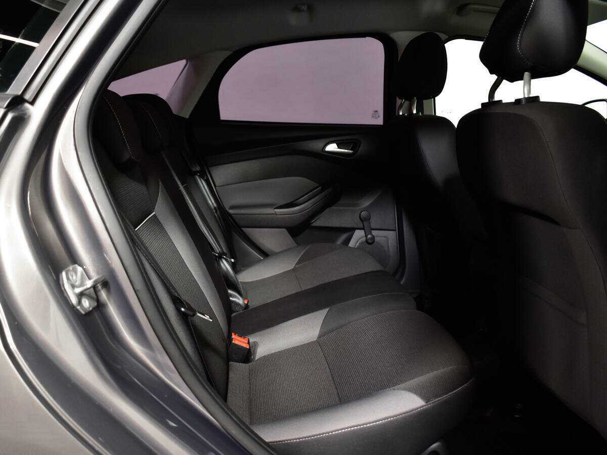 Ford Focus с пробегом — 2014 год. Фото: #9