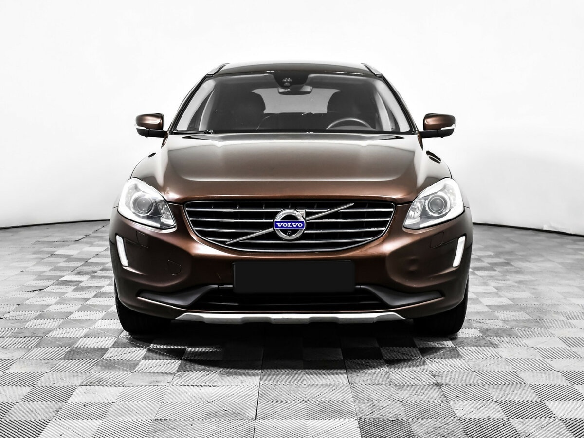 Volvo XC60 с пробегом — 2015 год. Фото: #1