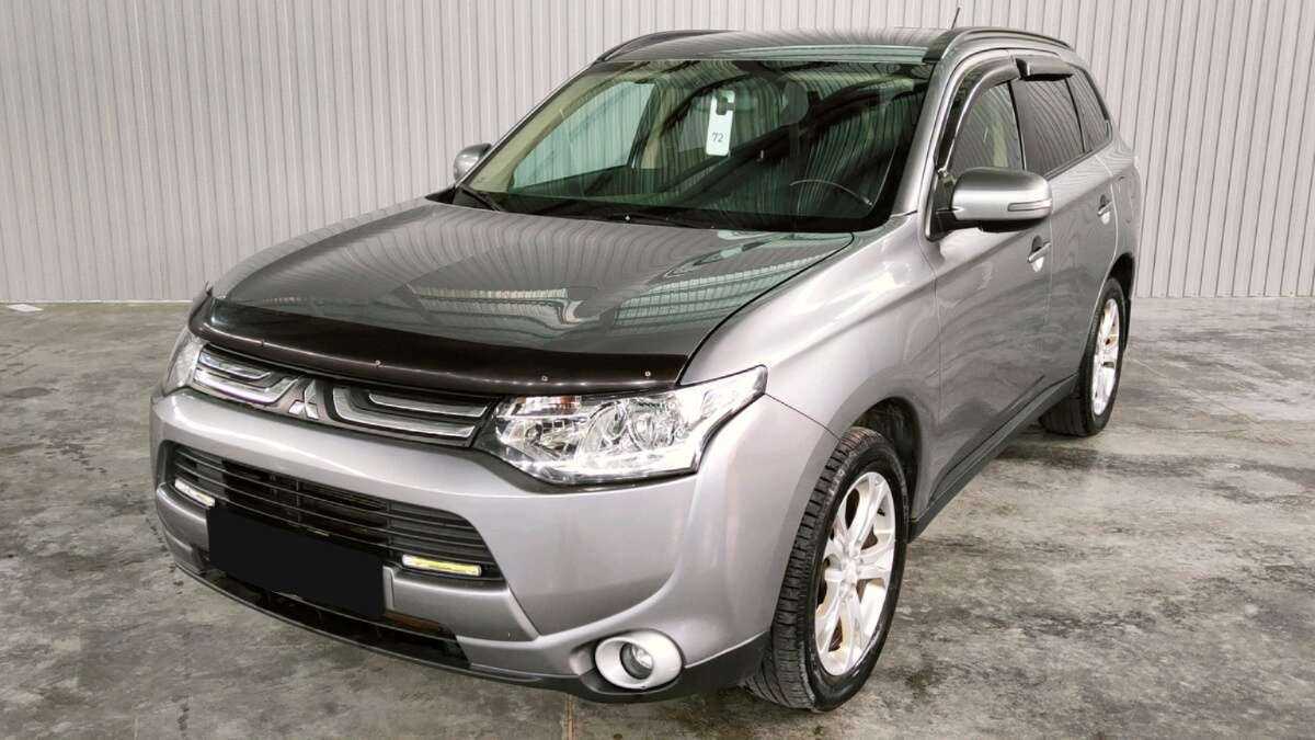 Mitsubishi Outlander с пробегом — 2012 год. Посмотреть фото