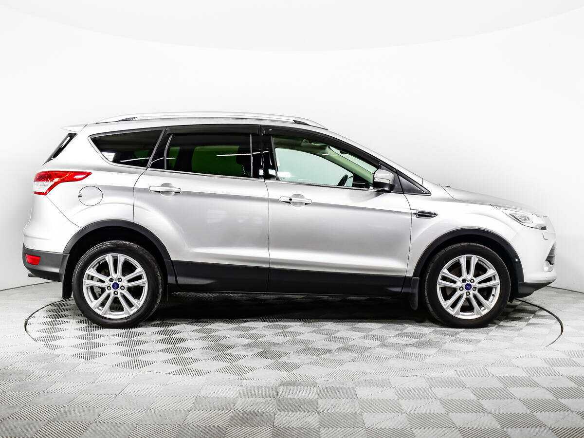 Ford Kuga с пробегом — 2013 год. Фото: #3