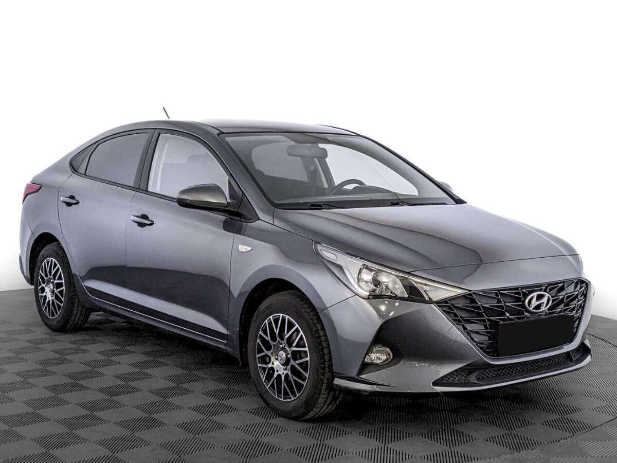 Hyundai Solaris с пробегом — 2021 год. Фото: #2