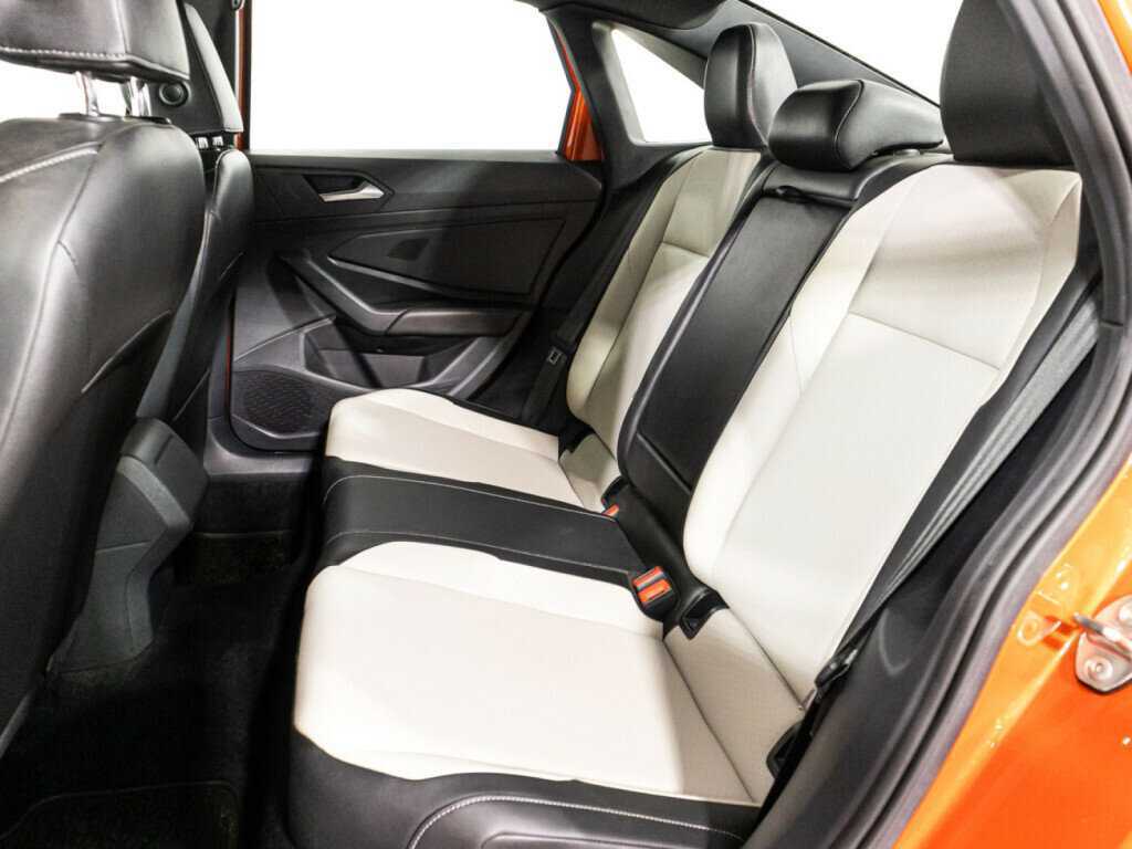 Volkswagen Jetta с пробегом — 2018 год. Фото: #9