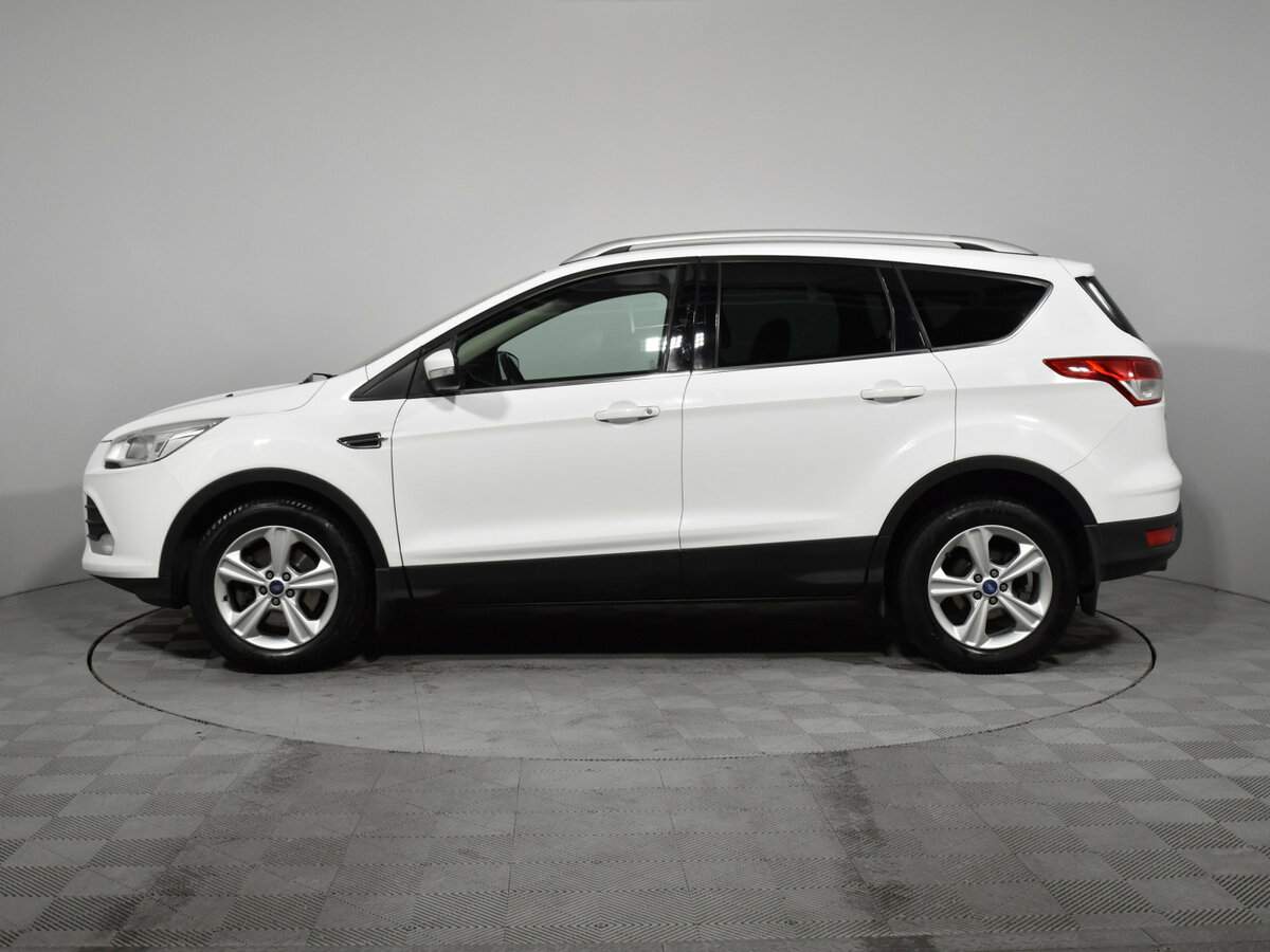 Ford Kuga с пробегом — 2014 год. Фото: #3