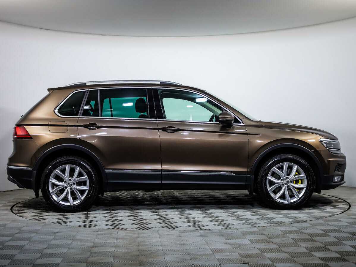 Volkswagen Tiguan с пробегом — 2018 год. Фото: #2