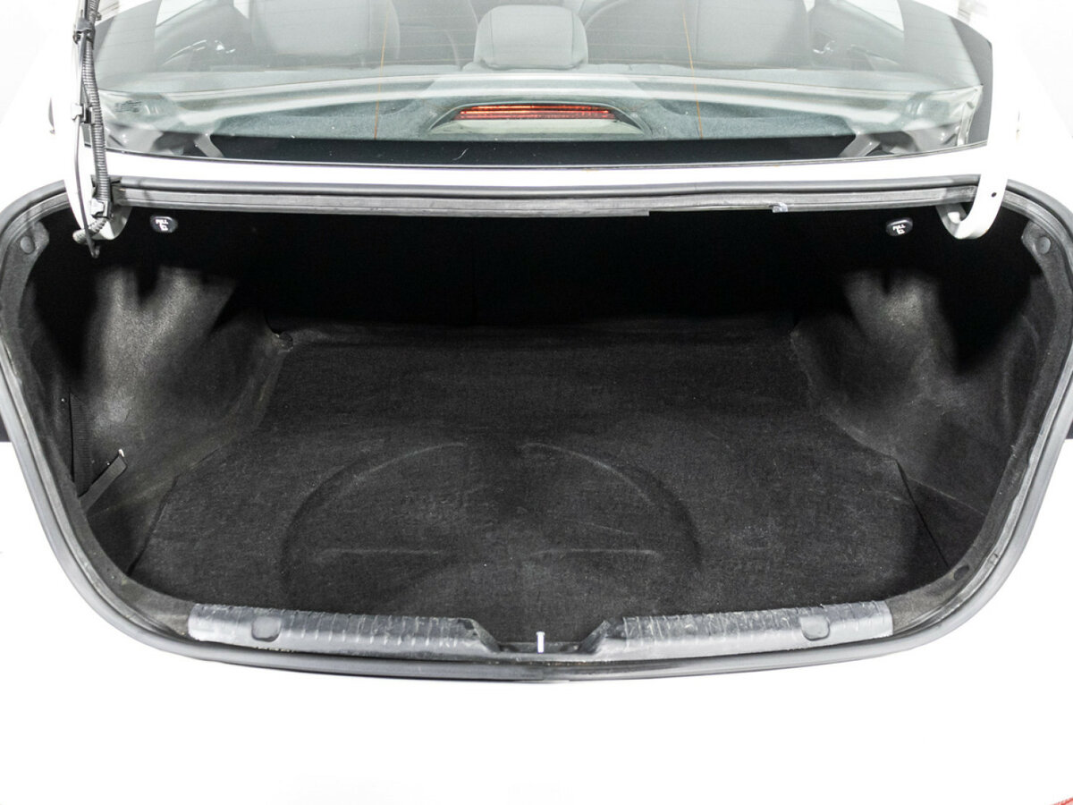 Kia Cerato с пробегом — 2015 год. Фото: #13