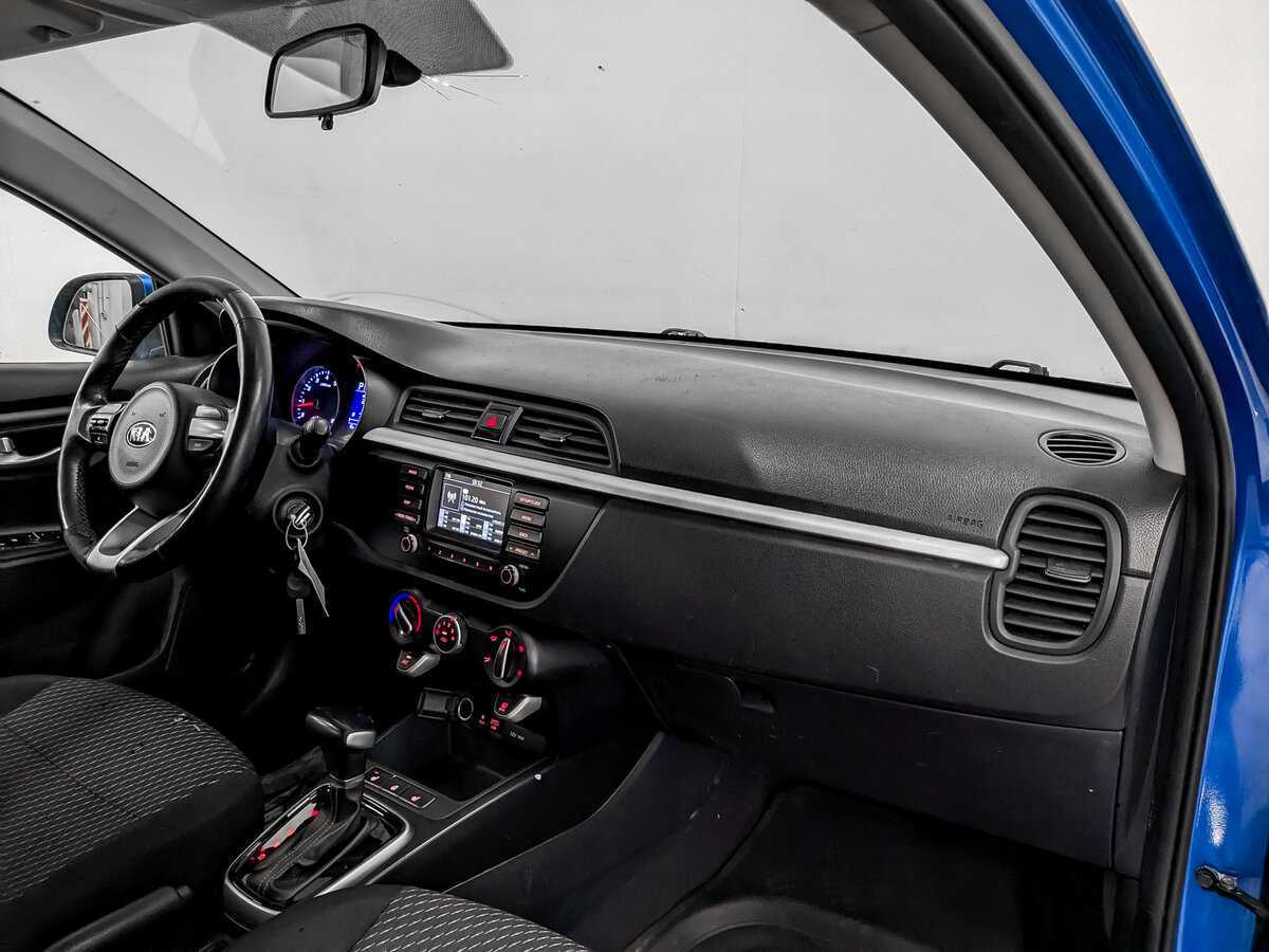 Kia Rio с пробегом — 2020 год. Фото: #10