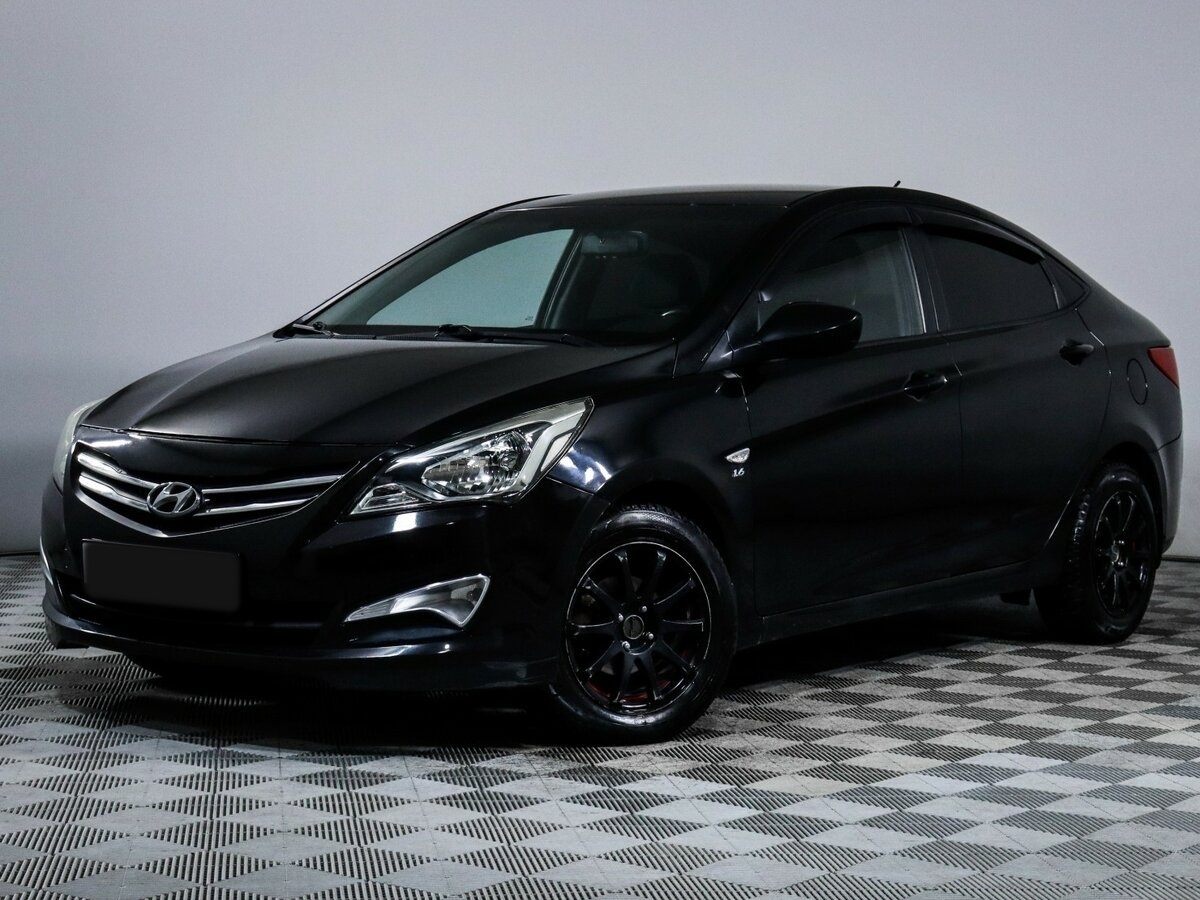 Hyundai Solaris с пробегом — 2015 год. Фото: #0