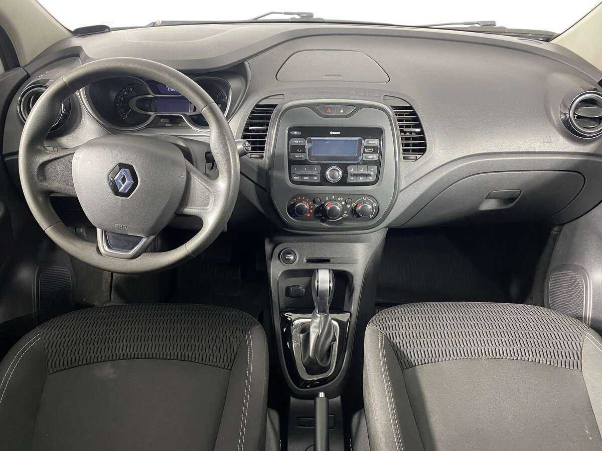 Renault Kaptur с пробегом — 2018 год. Фото: #9