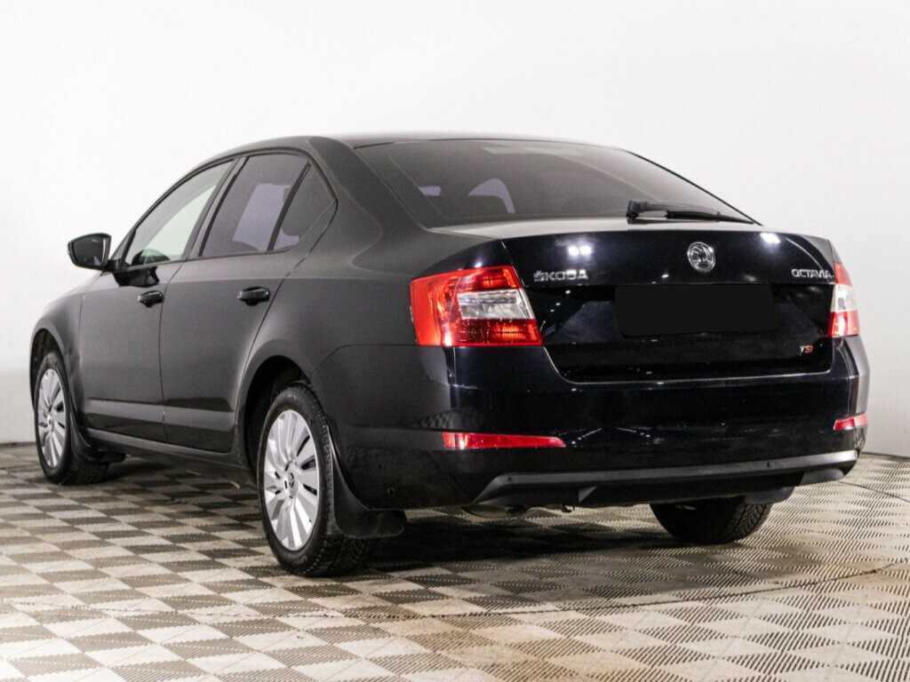 Skoda Octavia с пробегом — 2013 год. Фото: #6