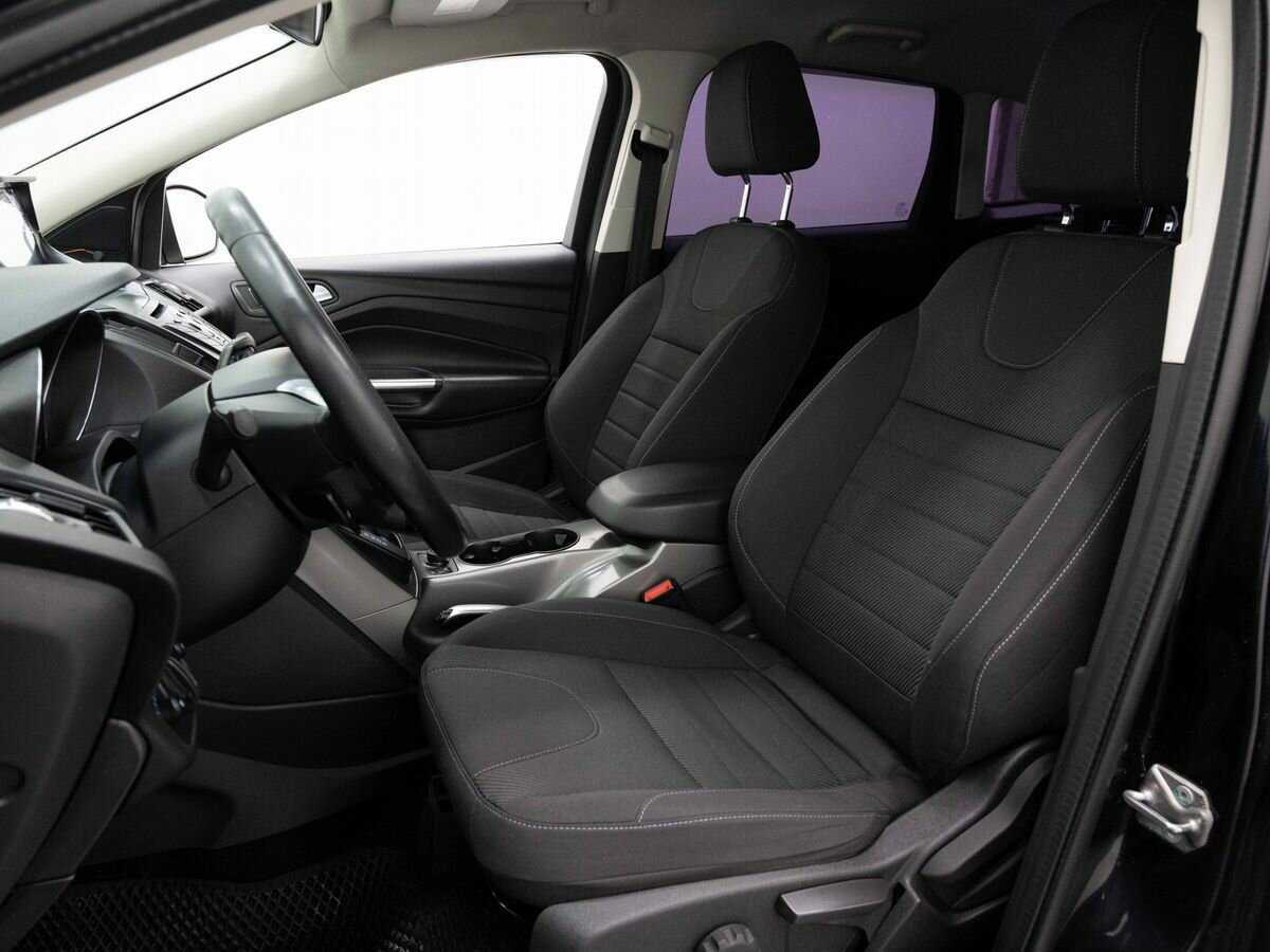 Ford Kuga с пробегом — 2014 год. Фото: #8