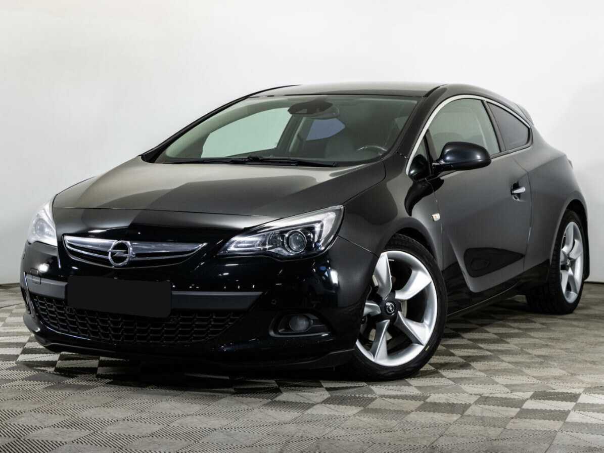 Opel Astra с пробегом — 2013 год. Фото: #0