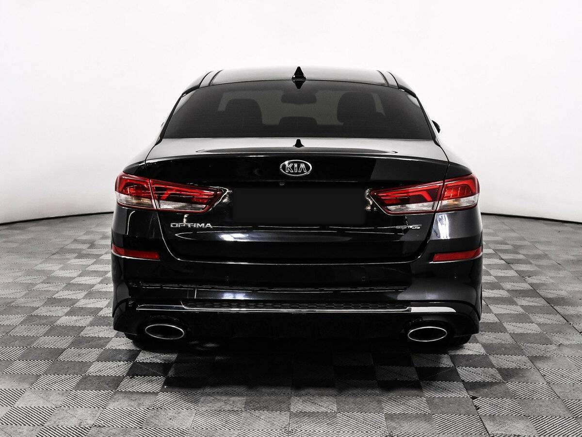 Kia Optima с пробегом — 2018 год. Фото: #5