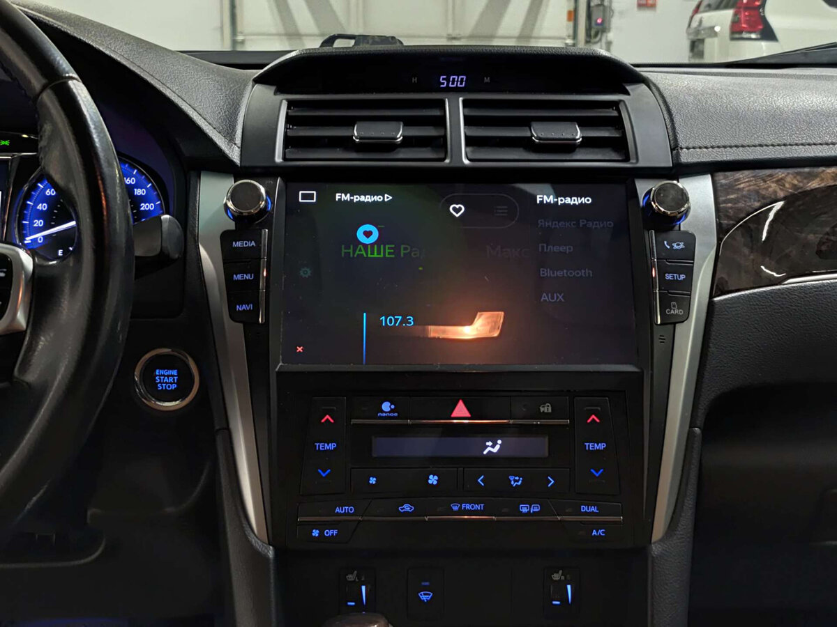 Toyota Camry с пробегом — 2018 год. Фото: #14